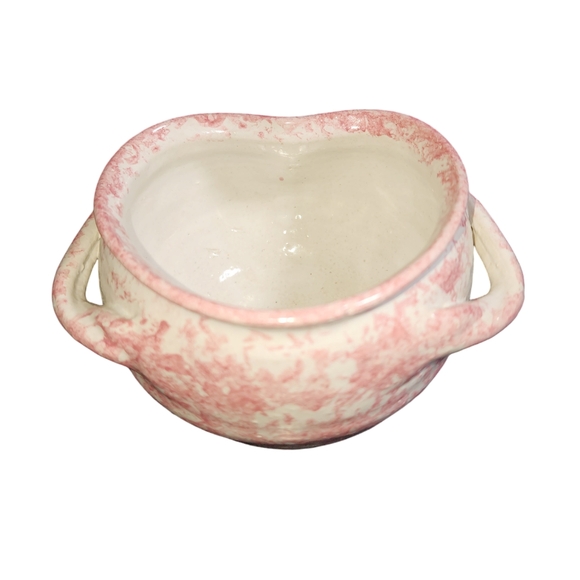Vintage Pink Spongewear Hand Thrown Heart Shaped Potter Bowl W/ Applied Handles - Picture 2 of 8